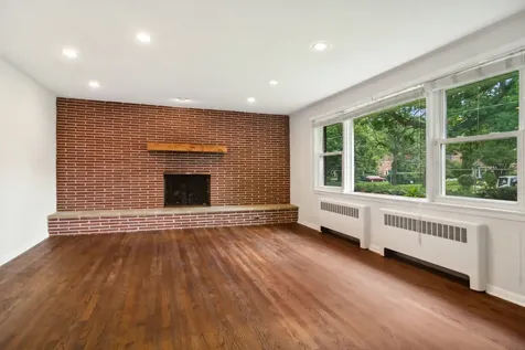 639 Melody Lane Highland Park IL 60035