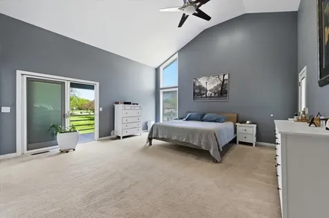 71 Oak Creek Drive Yorkville IL 60560
