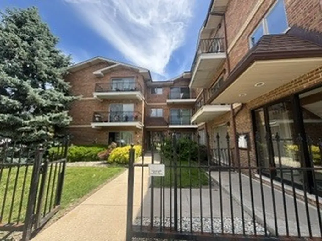 6307 South Nashville Avenue Chicago IL 60638