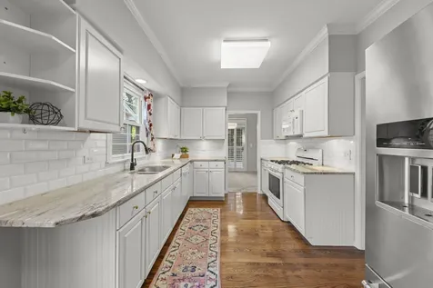 581 Rose Lane Bartlett IL 60103