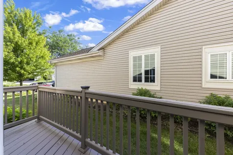 581 Rose Lane Bartlett IL 60103