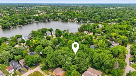 24017 North Valley Road Lake Zurich IL 60047