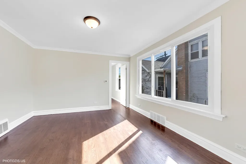 3649 North Overhill Avenue Chicago IL 60634
