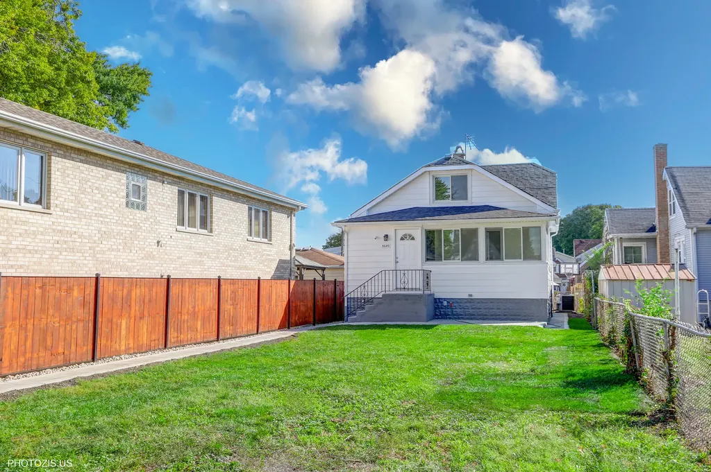 3649 North Overhill Avenue Chicago IL 60634