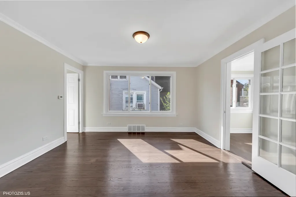 3649 North Overhill Avenue Chicago IL 60634