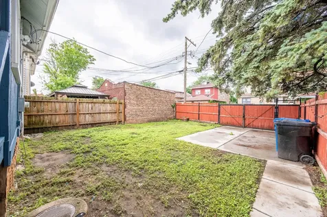 7710 South Euclid Avenue Chicago IL 60649
