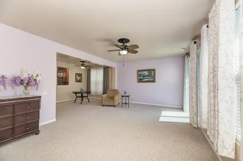 2886 Edgewater Drive Elgin IL 60124