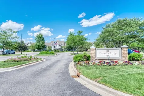 2886 Edgewater Drive Elgin IL 60124