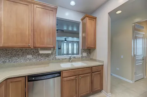 2886 Edgewater Drive Elgin IL 60124