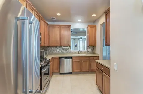 2886 Edgewater Drive Elgin IL 60124