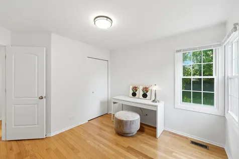 4310 Forest Glen Drive Hoffman Estates IL 60192