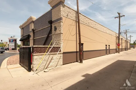 7929 West Cermak Road North Riverside IL 60546