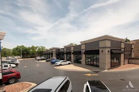 7929 West Cermak Road North Riverside IL 60546