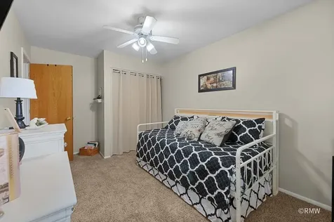 922 Capistrano Terrace Bartlett IL 60103