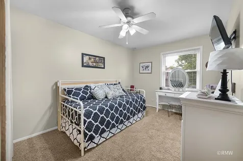 922 Capistrano Terrace Bartlett IL 60103
