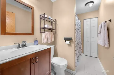 922 Capistrano Terrace Bartlett IL 60103