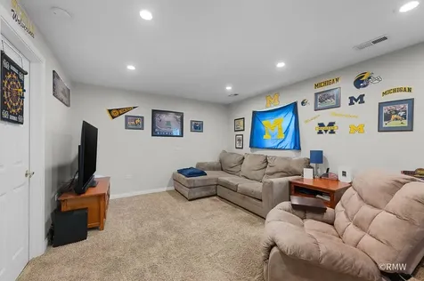 922 Capistrano Terrace Bartlett IL 60103