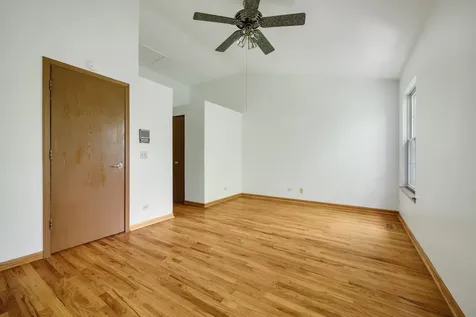 942 Little Falls Court Elk Grove Village IL 60007