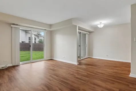 74 Commonwealth Court Vernon Hills IL 60061