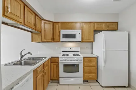 74 Commonwealth Court Vernon Hills IL 60061