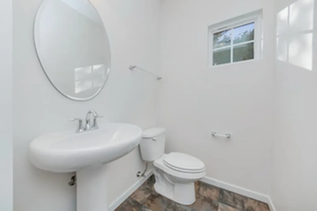 212 Commerce Street E Aurora IL 60504