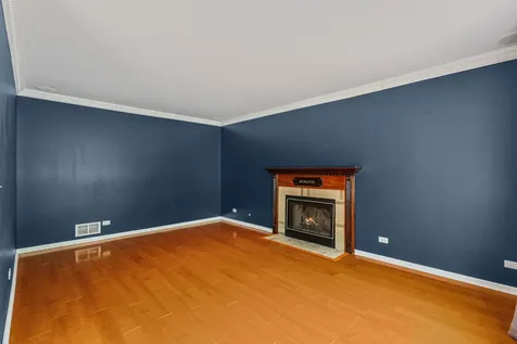4456 West Lawn Avenue Waukegan IL 60085