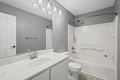 4456 West Lawn Avenue Waukegan IL 60085