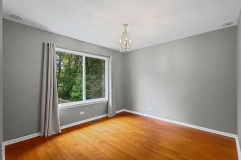 4456 West Lawn Avenue Waukegan IL 60085