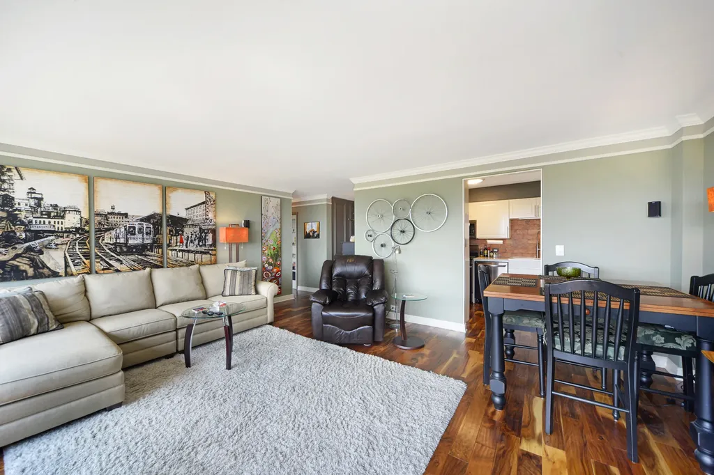 2800 North Lake Shore Drive Chicago IL 60657