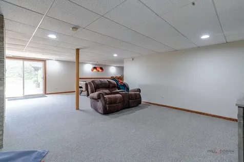 913 Cherokee Court Lake Villa IL 60046