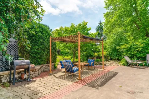 913 Cherokee Court Lake Villa IL 60046