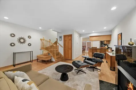 609 South Boulevard Oak Park IL 60302