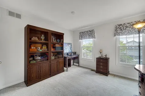1940 Waverly Lane Algonquin IL 60102