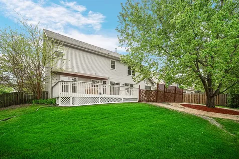 1940 Waverly Lane Algonquin IL 60102