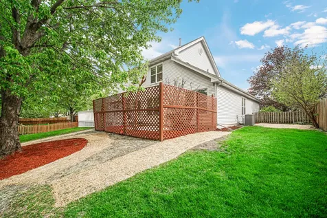 1940 Waverly Lane Algonquin IL 60102