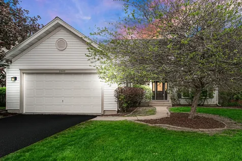 1940 Waverly Lane Algonquin IL 60102