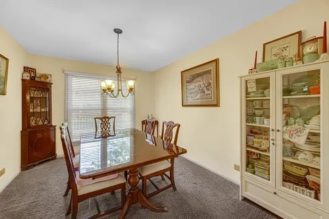 1940 Waverly Lane Algonquin IL 60102