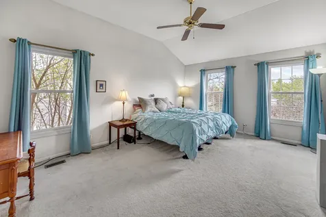 1940 Waverly Lane Algonquin IL 60102