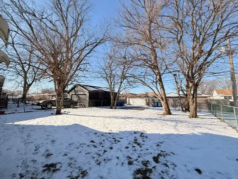 326 Clyde Avenue Calumet City IL 60409