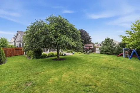 10 Washington Court Streamwood IL 60107