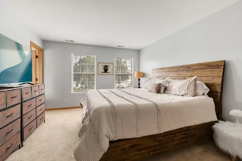 516 May Street Plano IL 60545