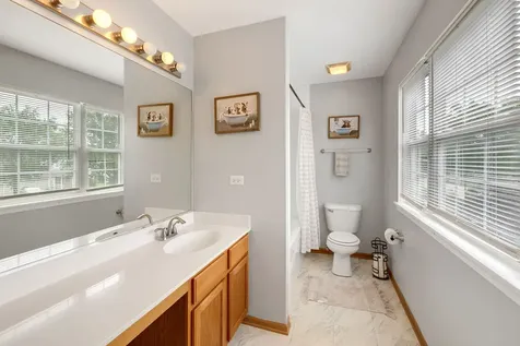516 May Street Plano IL 60545