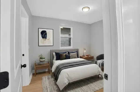 123 West 104th Place Chicago IL 60628