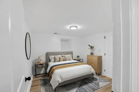 123 West 104th Place Chicago IL 60628