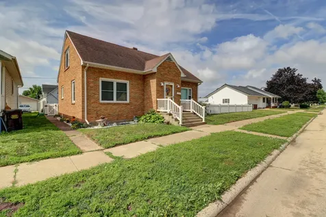 1022 13TH Avenue Fulton IL 61252