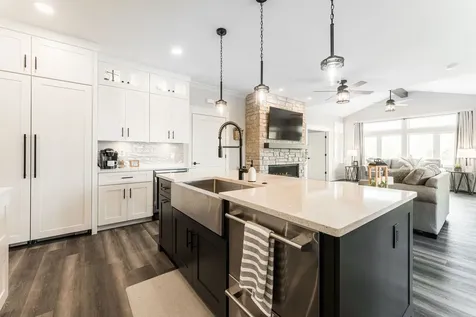 16 Kloe Lane Sycamore IL 60178