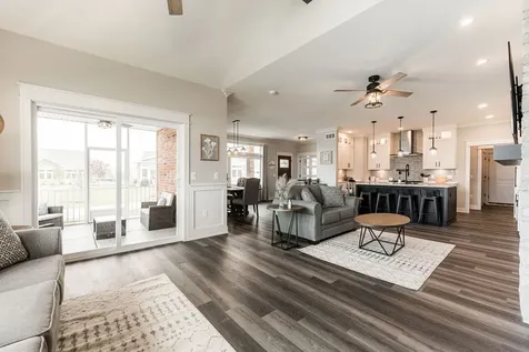16 Kloe Lane Sycamore IL 60178