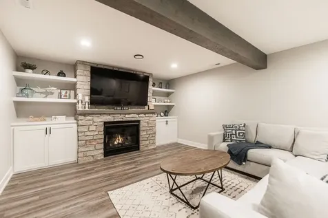 16 Kloe Lane Sycamore IL 60178