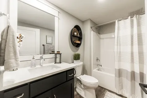 16 Kloe Lane Sycamore IL 60178