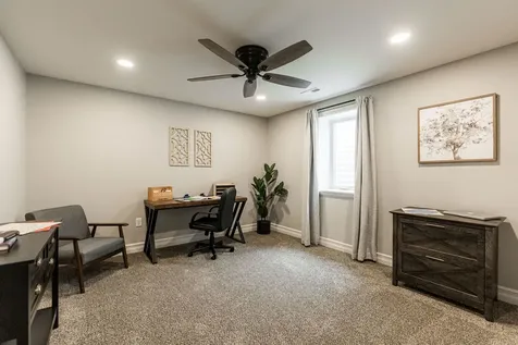 16 Kloe Lane Sycamore IL 60178